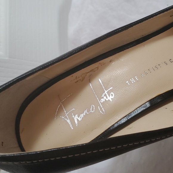 Black Leather Open-Toed Pumps - Picture 6 of 7